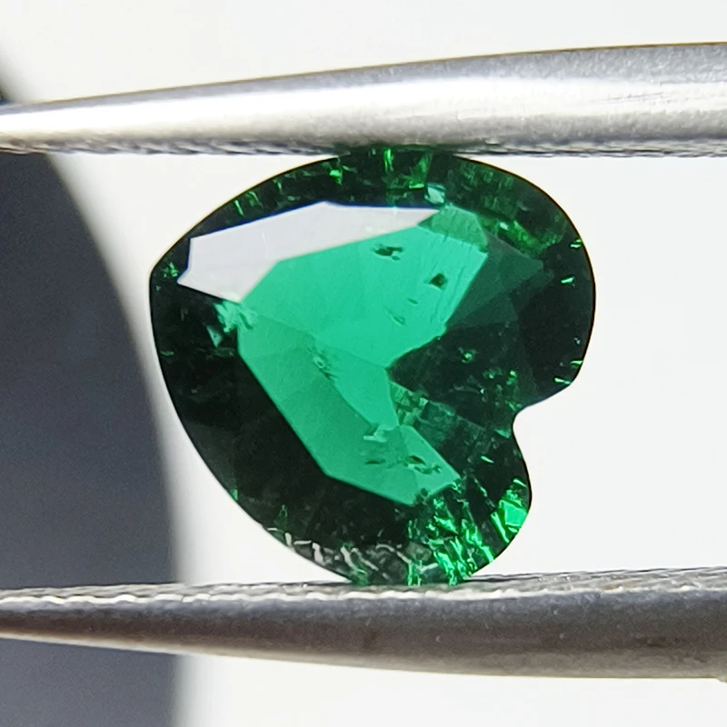 Lab Grown Zambian Emeralds Heart Shape Hydrothermal Hand Cutting with Cracks Inclusions Inside Certificate