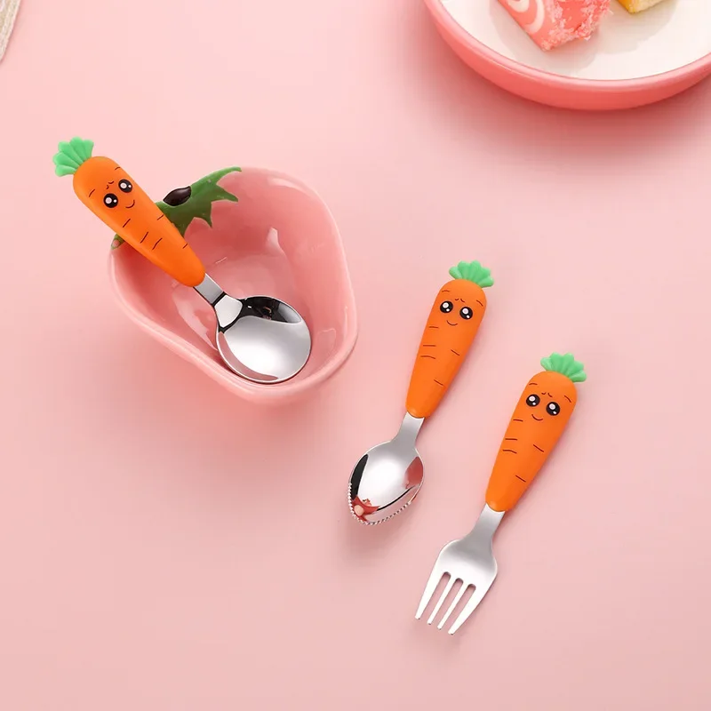 Baby Feeding Utensils Cartoon Carrot Fork Spoon Children Cutlery Set Children\'s Eating Cutlery Kitchen Gadgets Fork Teaspoon Box