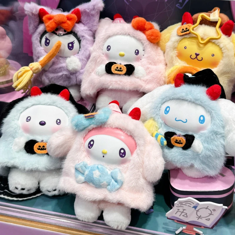 

Персонажи Sanrio Хэллоуин, слепая коробка, милая аниме-фигурка Kuromi My Melody, сумка-сюрприз, плюшевая подвеска, виниловая кукла, игрушка в подарок