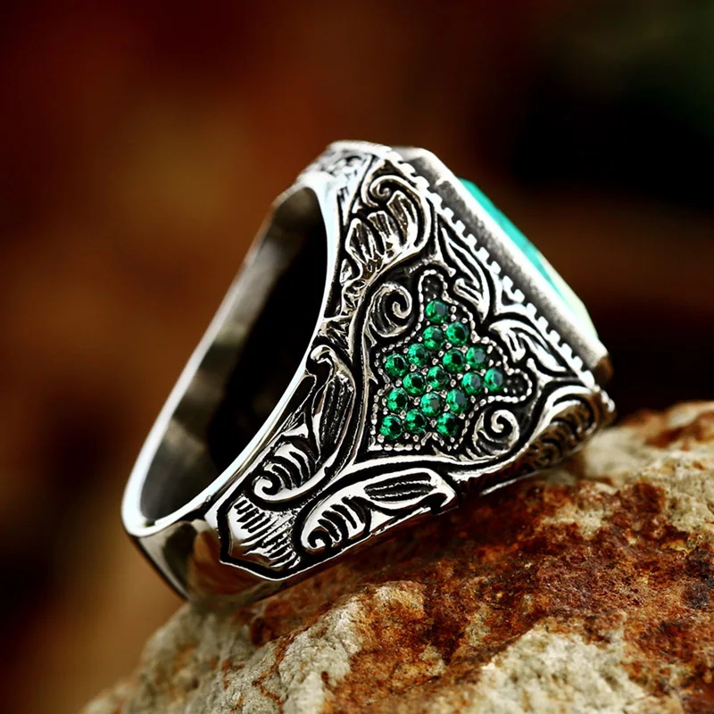 BEIER Green Stone Finger Rings For Men Male Fashion Stainless Steel jewelry Anel Charm Gift BR8-698