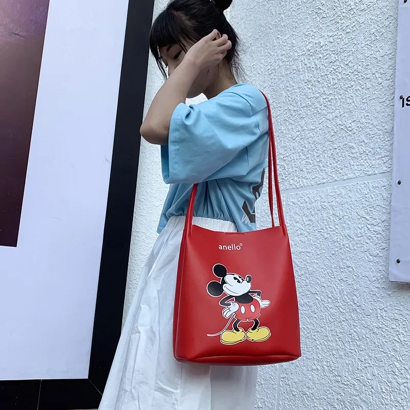 Disney autumn new wild soft PU bucket bag ladies handbag large-capacity printed Mickey mouse shoulder bag