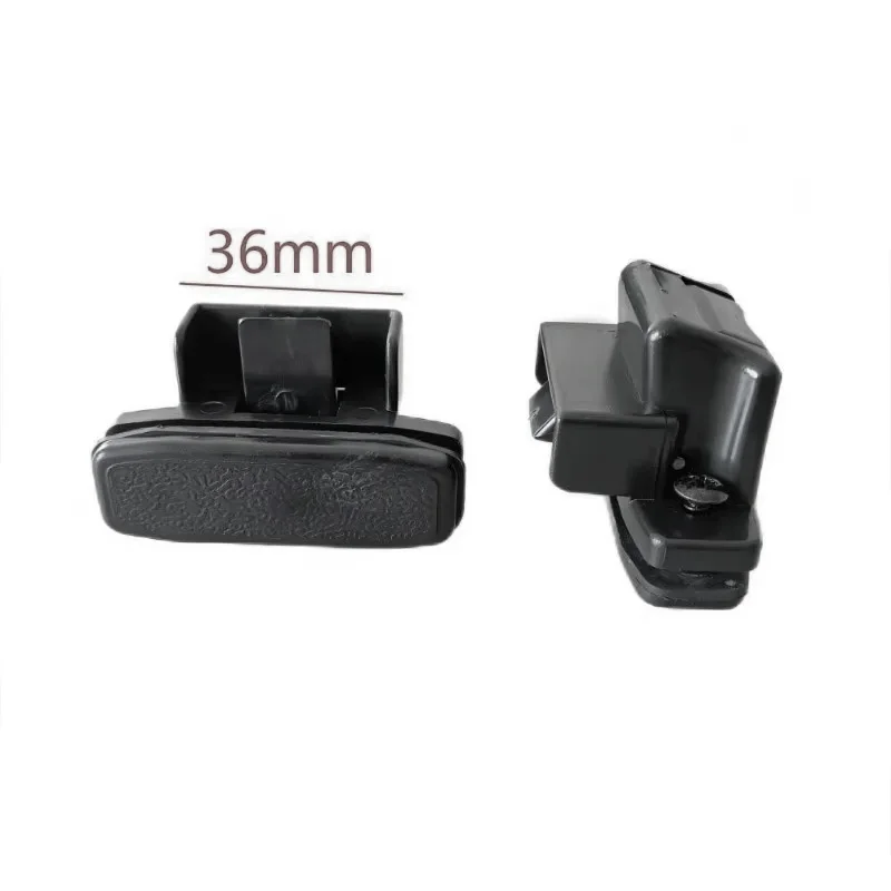 82342-0Y000 1PCS V-138 Suitable for Window Opener (Iron, Plastic) of Van and Bus. The Hole Spacing of Window Lock Clip Is 40.