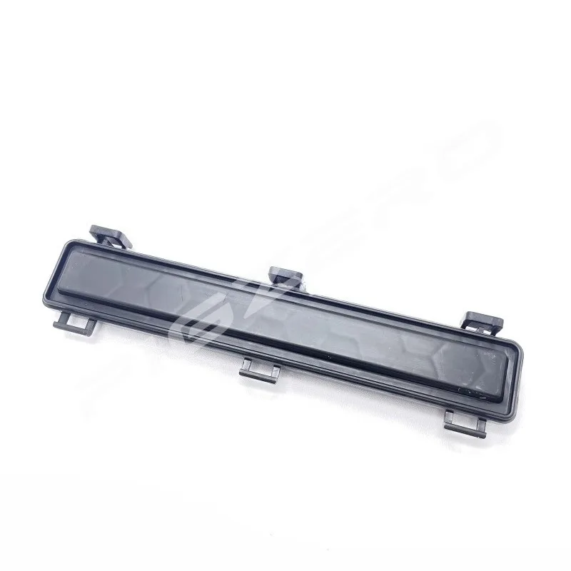 China Brand New Plastic Cover Plate for Air Conditioning Filter Housing for Roewe RX5 ERX5 for MG GS Automobiles