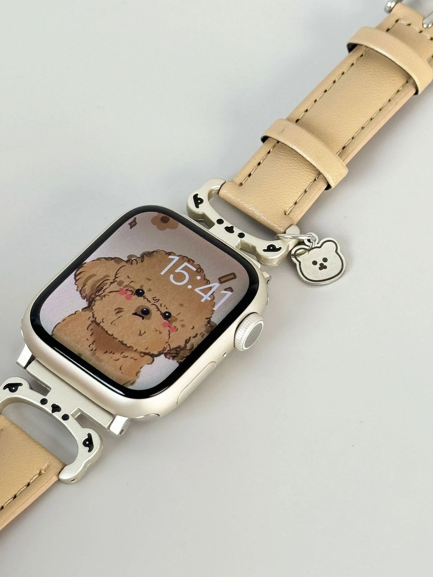 

Кожаный ремешок для iWatch с мультяшным медведем, совместимый с размерами 38 мм, 40 мм, 41 мм, 42 мм, 44 мм, 45 мм, 49 мм, модный ремешок