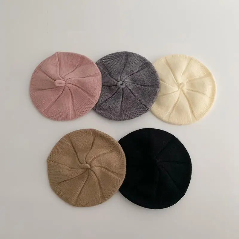 1 قبعة محبوكة للأطفال مع زخرفة على شكل فيونكة باللون الرمادي الوردي، قبعة فنية لطيفة على الموضة للأطفال