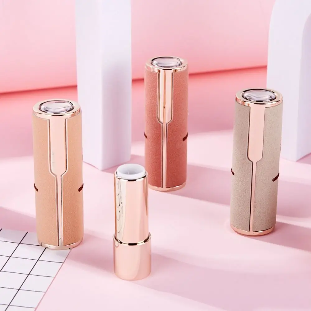 الدب الصغير حاوية أحمر الشفاه استبدال حامل زجاجات إعادة الملء حاوية بلسم الشفاه الفارغة 3.5 مللي أدوات ماكياج المحمولة السفر