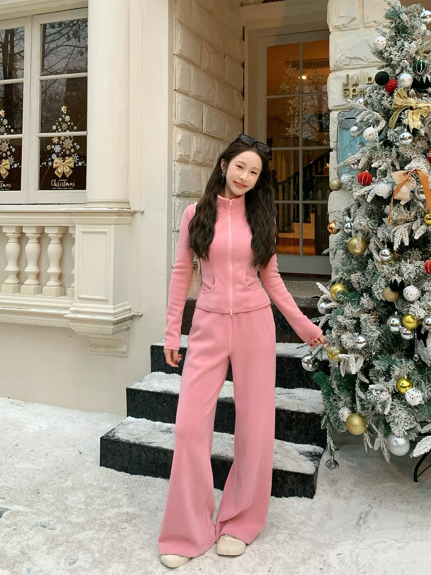 

Женский розовый комплект Fce Trasuit, повседневная спортивная одежда небольшого размера, костюм из двух предметов, зимняя коллекция, длинные брюки из полиэстера, све