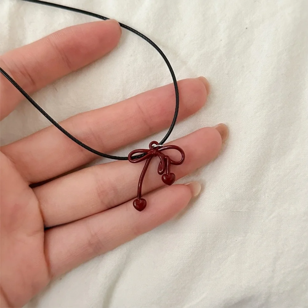 Simple Leather Rope Bowknot Pendant Necklaces Bow Creative Clavicle Chain Black Leather Rope Red Necklace For Women Girls