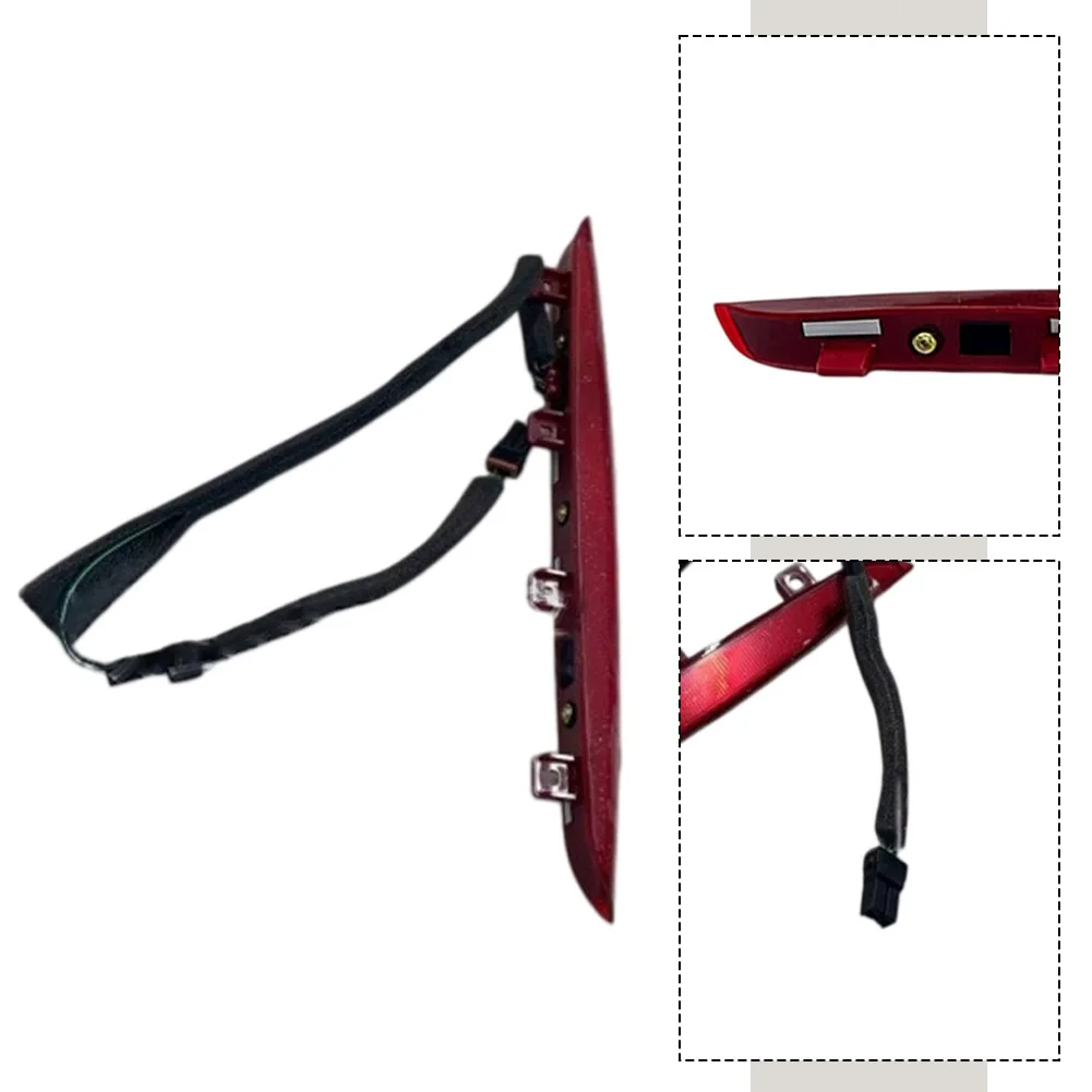 

Replacement High Mounted Brake Light For Hyundai For Veloster 2010-2018 92700-2V500 Signal Lamp Assembly