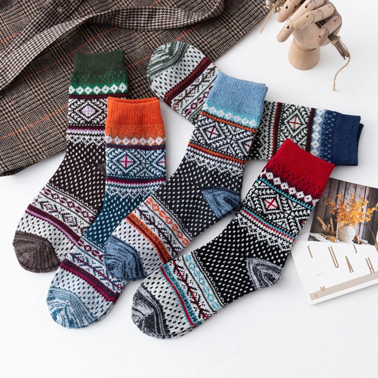 

Autumn Winter Warm Men'S Thicken Thermal Wool Socks Fashion Casual Harajuku Spanish Socks National Style Socks Gift Stockings