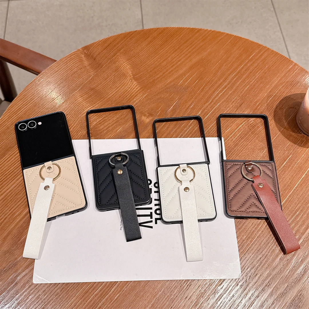 

Luxury 3D Leather Case for Samsung Galaxy Z Flip7 Flip5 Flip6 Shell Cover Z Flip4 Z Flip 5 Z Flip 6 Z Flip 7 With Handheld Strap