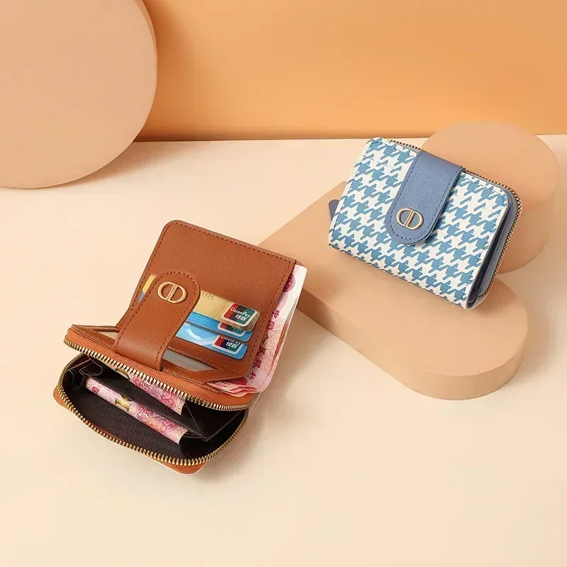 Light Luxury New Small Wallet Women's Short Buckle Canvas Multi Card Anti Demagnetization Large Capacity Wallet