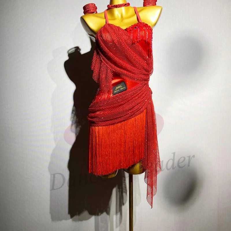 Strój do tańca latynoamerykańskiego dla dorosłych i dzieci, ekskluzywny, szyty na miarę, czerwona siatka z diamentami, frędzle, tango, samba, kamienie AB, strój na występy.