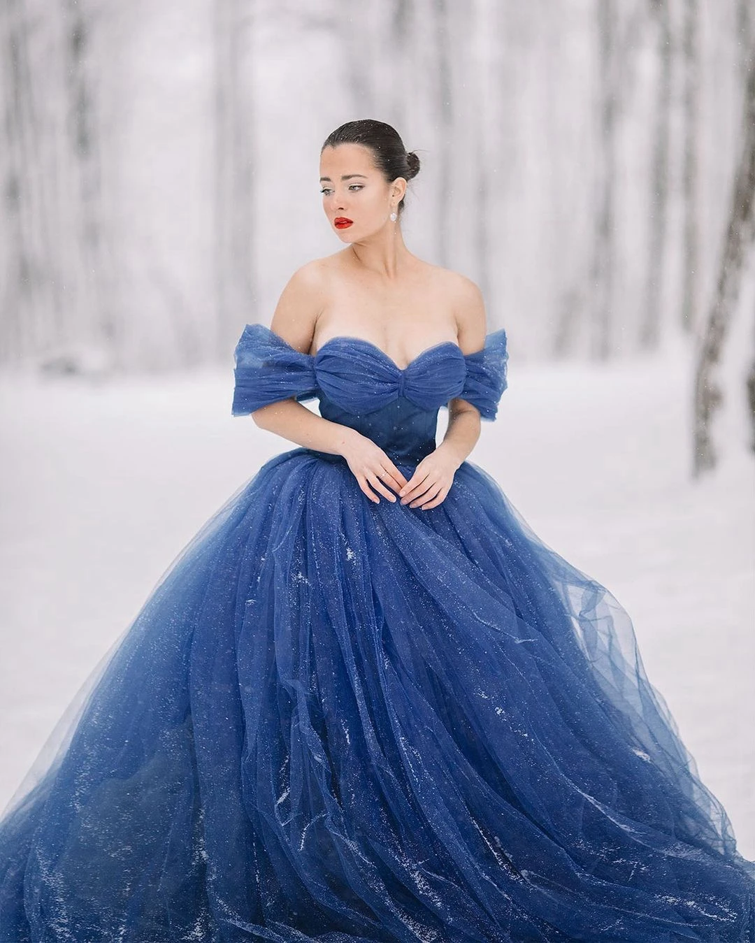 Royal Blue Off Shoulder Tulle Dress A-line Ruffled Ball Gown Sweetheart Bridal Gown Layered Evening Dress Photography Ever Prett