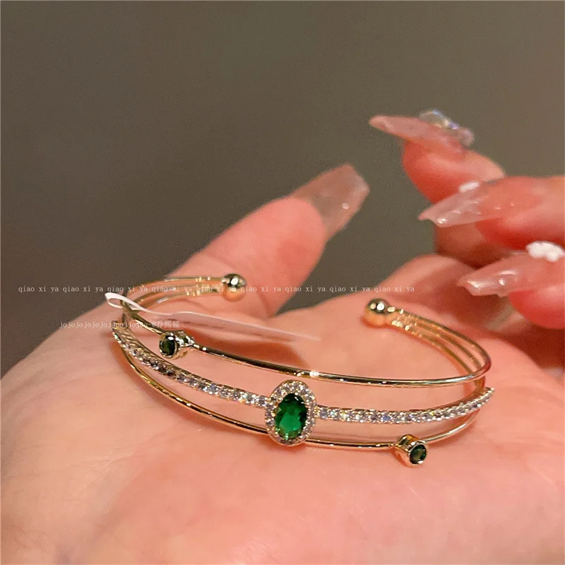 Fashion Jewelry Bangles For Women Girl Shine Gold Color Created Emerald Zircon Fashion Party Luxury Accessories Cuff Bracelets
