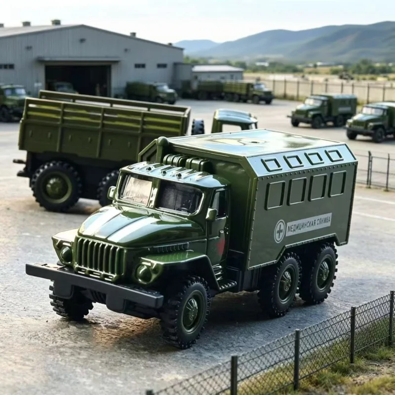 Alloy Truck Toy Set, 4 Types of Off-Road Military Transport Car Alloy Toy Car Off-Road Car Model Decoration Gift