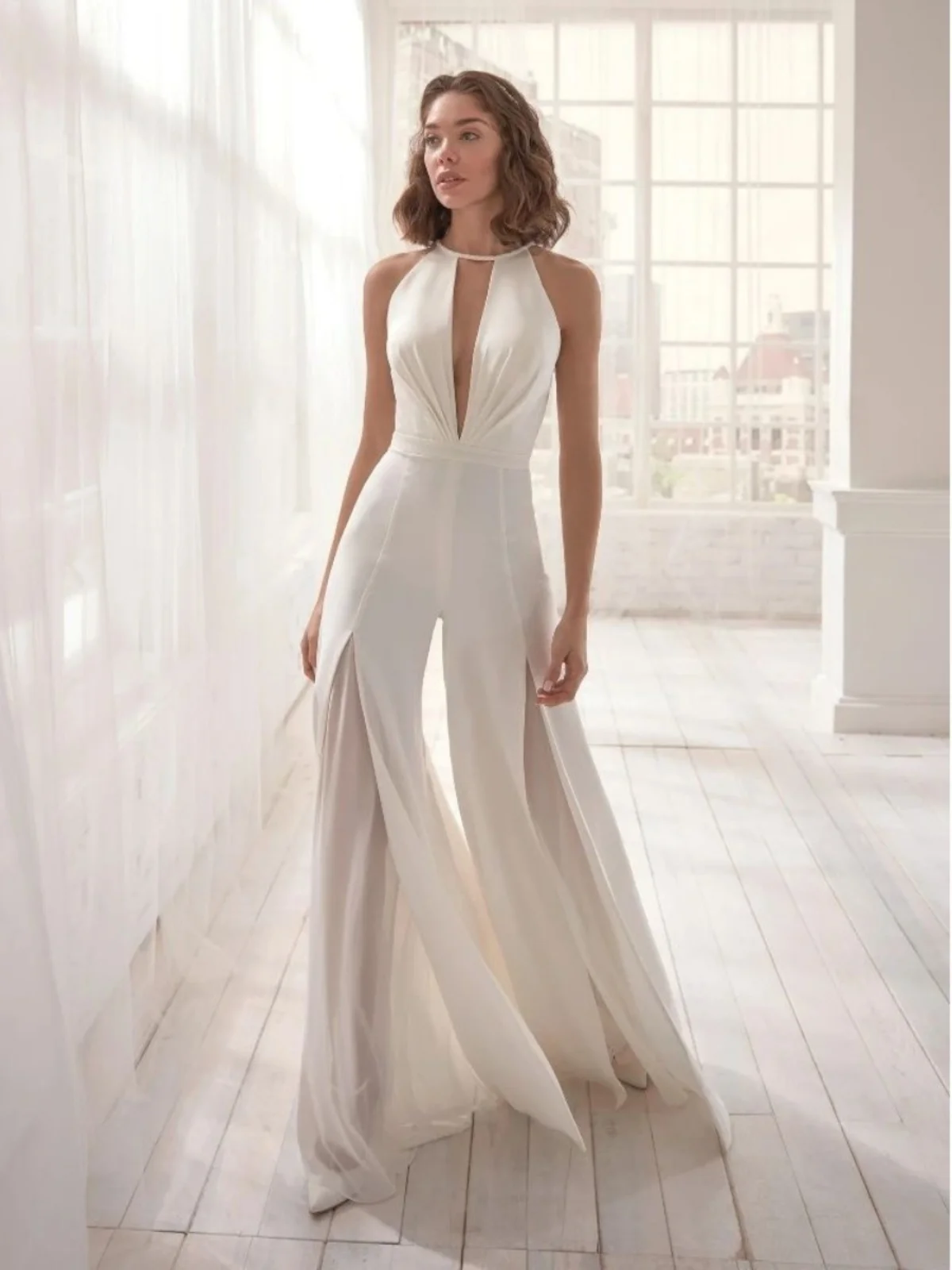 

Sexy V-ne Hanging Ne Jumpsuit Women's Faion Casual Pants Suit Alluring Ne Design Comfortable Material