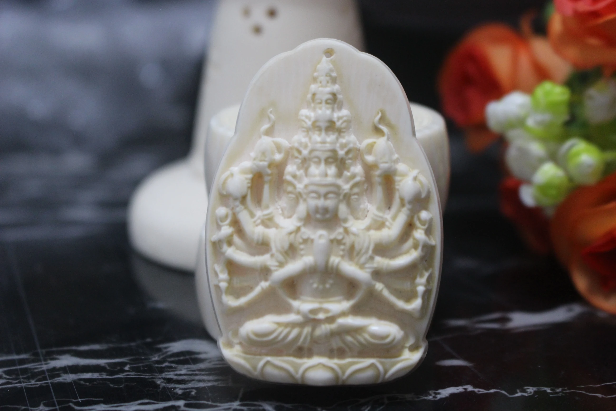 Mammoth Ivory Handmade Carved Tathagata Eight Patron Saint Amulet Zodiac Sheep Monkey Pendant Brand Men's and Women's Gifts