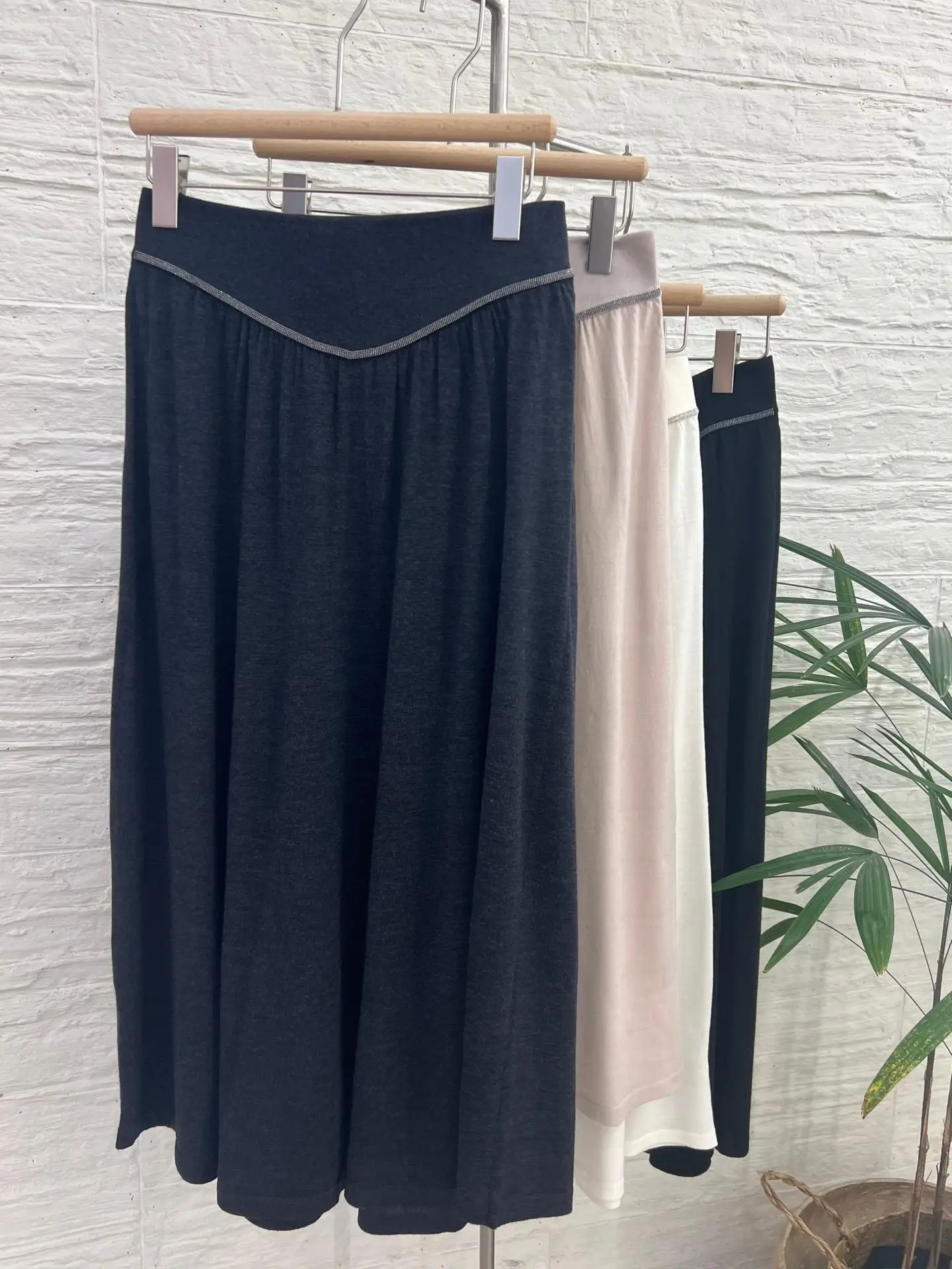 Autumn casual women's exquisite solid color jersey skirt