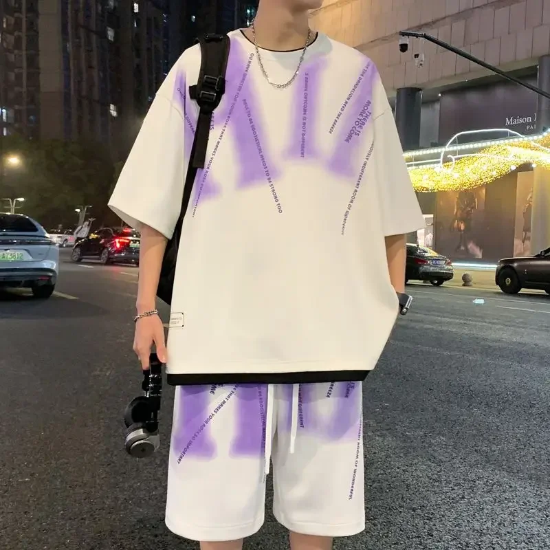 Conjunto de shorts masculinos de náilon impressão gráfica moda homem 2025 novidade em tendências elegantes trajes tendência solta camiseta masculina conjuntos curtos
