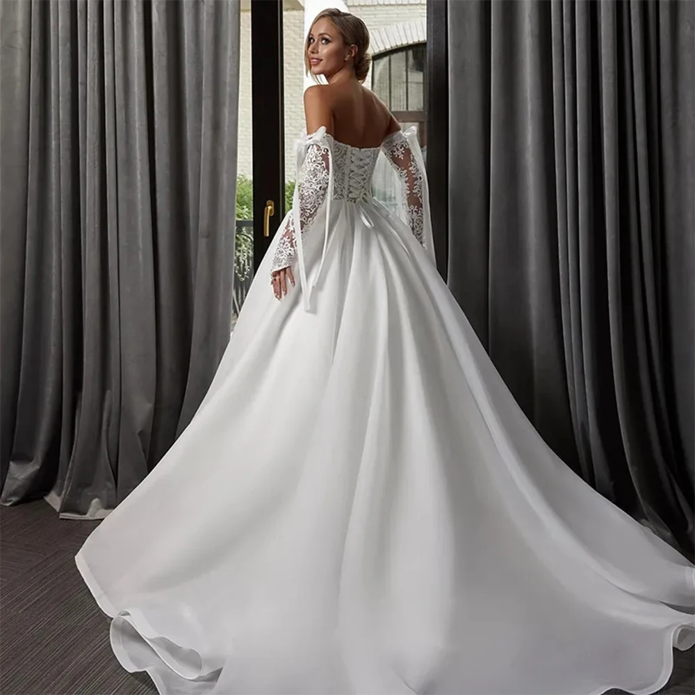 Elegant New Women's Sexy Wedding Dresses Exquisite Lace Applique Pretty Long Sleeved Fluffy Princess Style Mopping Bride Gown