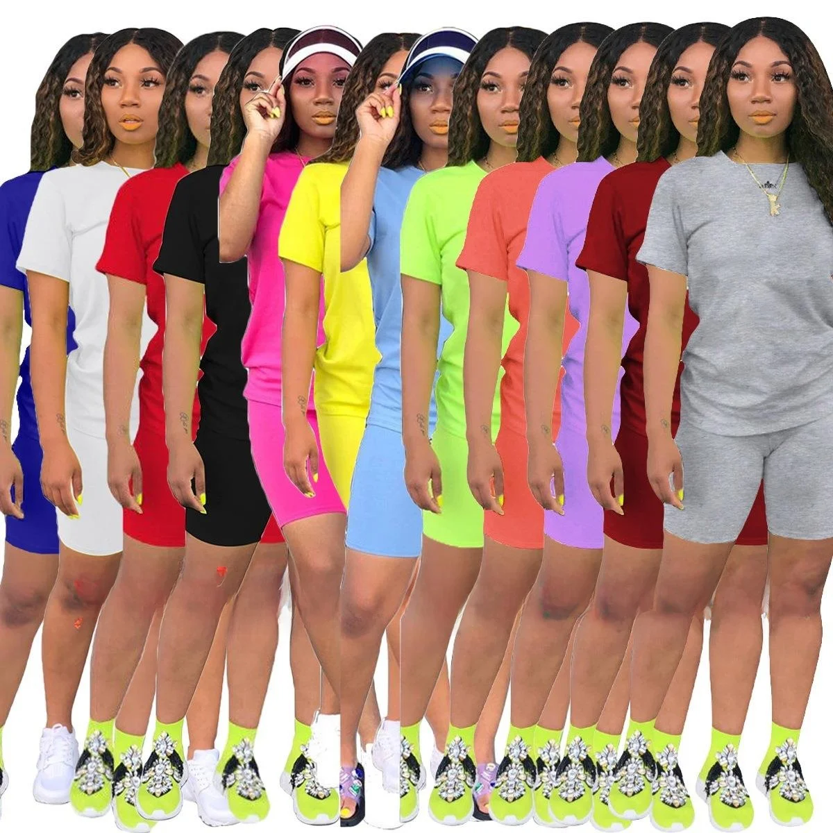 

Комплект из двух предметов для женщин: модный повседневный костюм с шортами и футболкой, однотонный, с элементами пэчворка, для весеннего сезона, для взрослых.