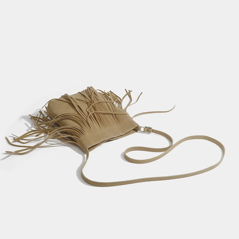New Women Fringe Shoulder Bag Commuter Women's Popular small Crossbody Bag Novelty Style Travel Shopping Large capacity tote bag
