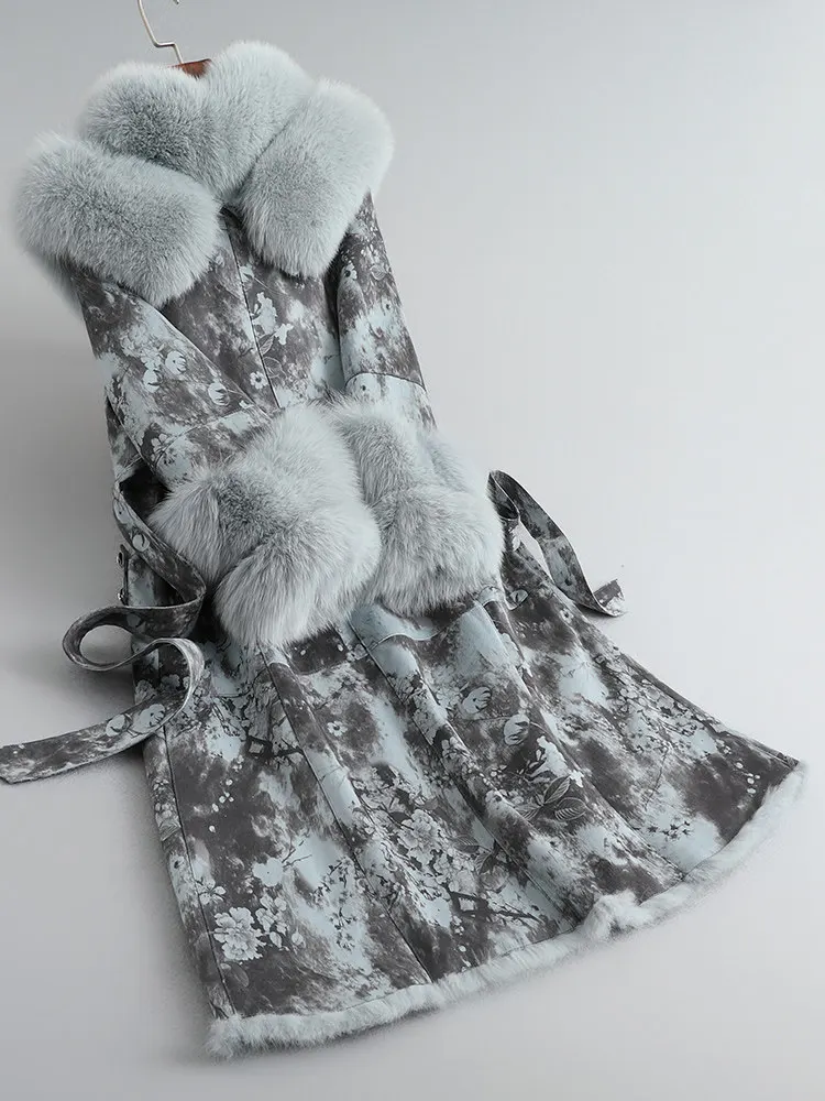 Fashionable and warm! Real rabbit fur one-piece coat, female fox fur collar, rabbit fur inner liner, fur coat, medium length sty