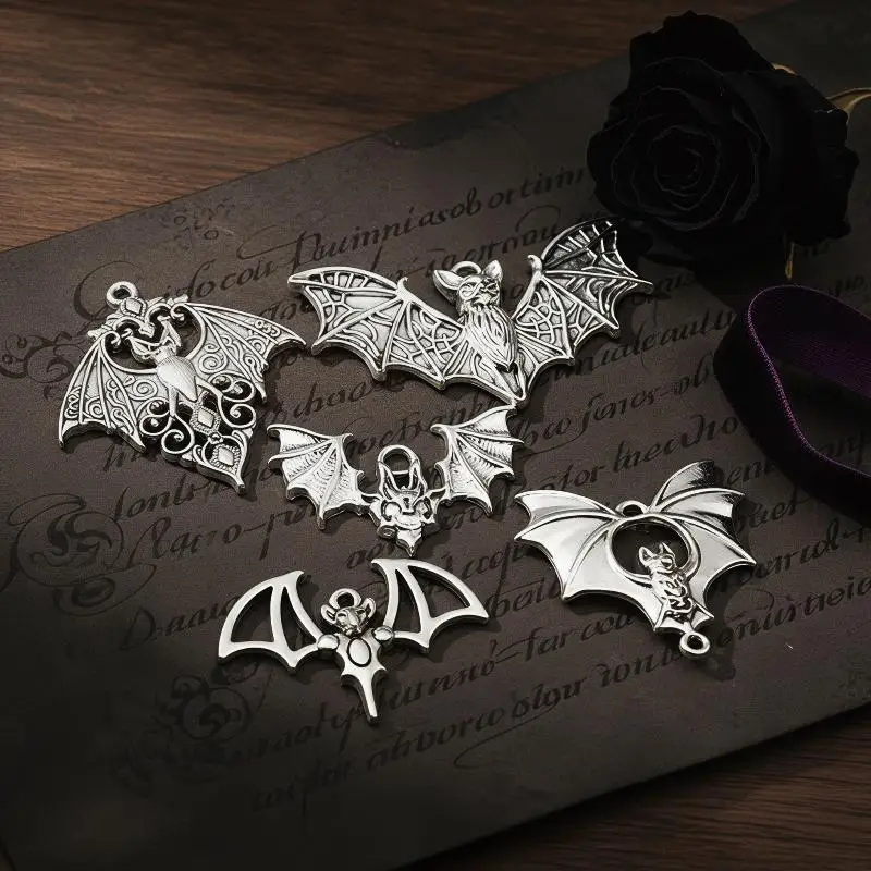#@4pcs Gothic Vampire Bat Charm Retro Bat Halloween Pendant Designer Charms For Jewelry Making DIY Jewelry Findings