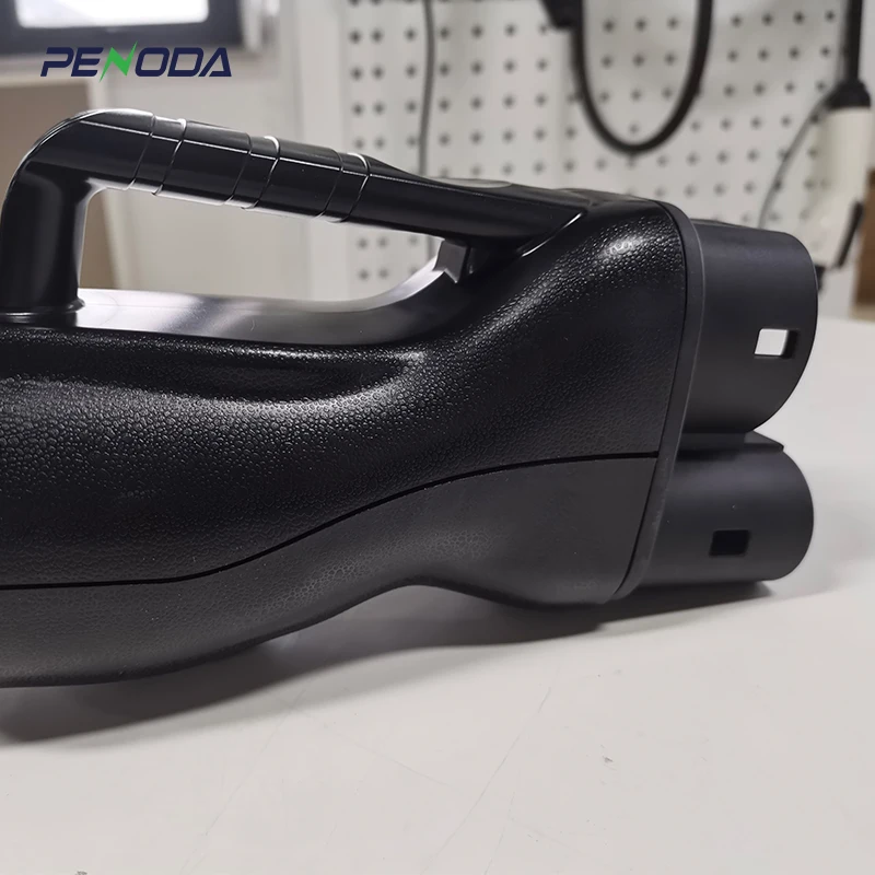 

PENODA 200A 200KW FCC GBT To CCS2 DC Adapter New Condition EV Fast Charging Connector Step Up/Down Features