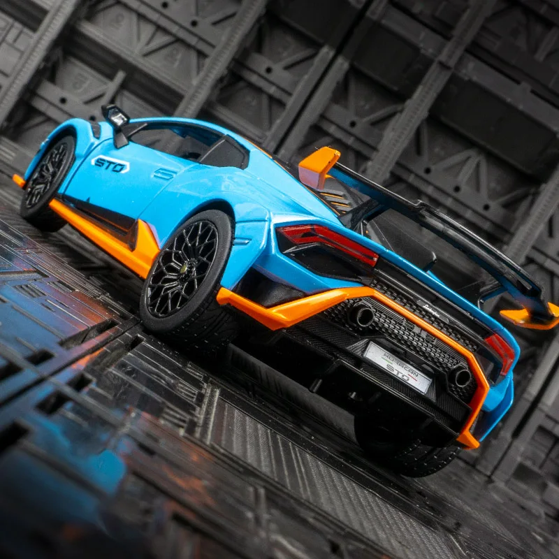 

CCA 1:24 simulation LamborghiniSTO alloy car model, doors and trunk can be opened has sound and lighting functions rich details