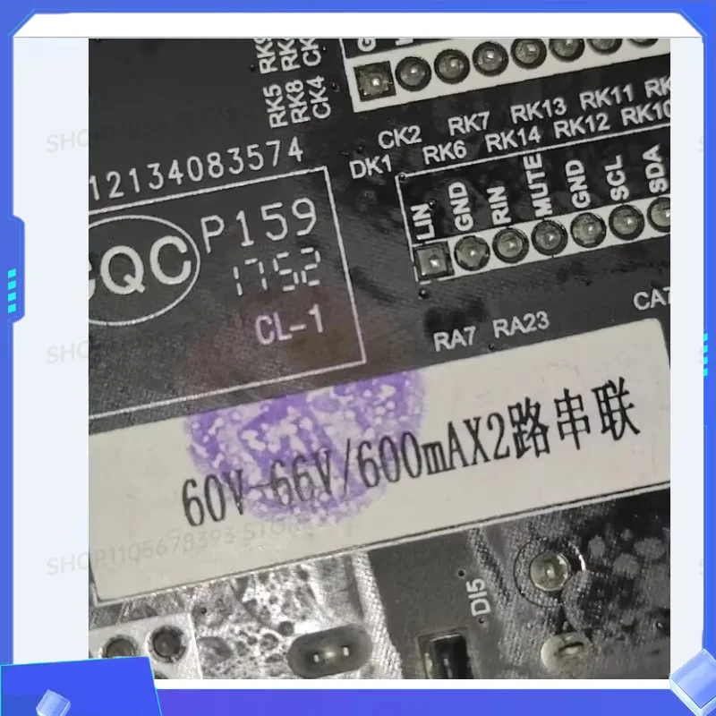PC 821 universal HD TV main board WiFi dual core cache 512M + 4G memory adjustable language menu with remote control