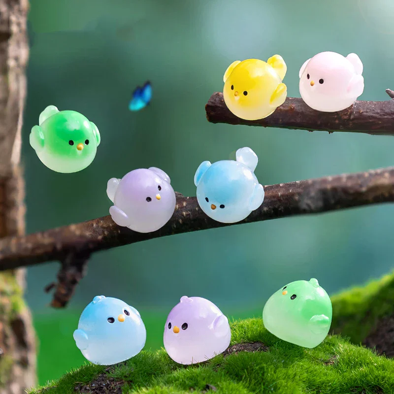 

10Pcs Cartoon Luminous Skylark Chick Mini Resin Ornaments Miniature Figurines Creative DIY Home Decoration Accessories Gifts