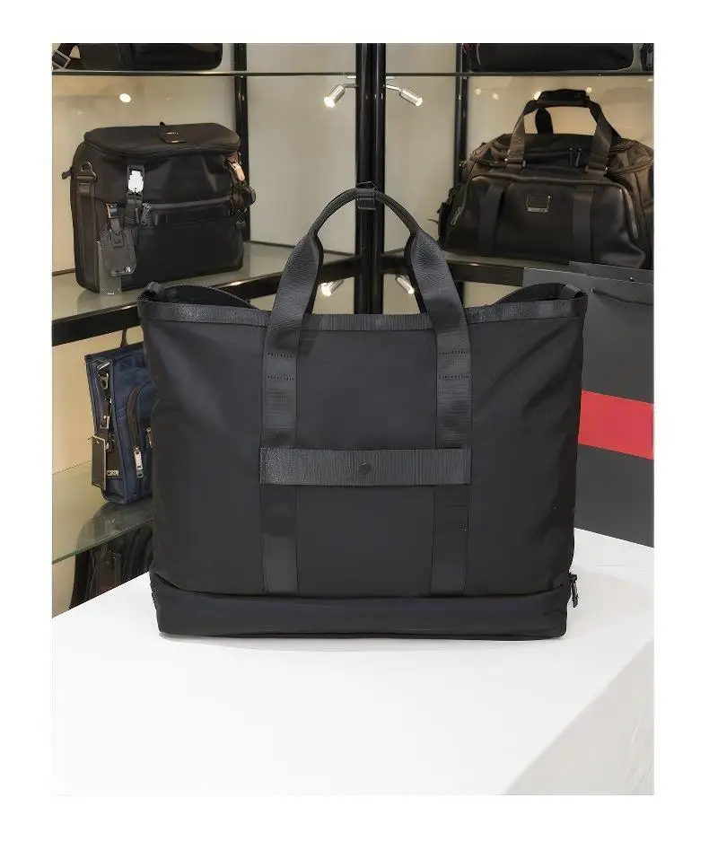 メンズ スタイリッシュ エグゼクティブ ブリーフケース - オフィス用の軽量ナイロンデザイン、手持ち＆ショルダースタイル 2303152