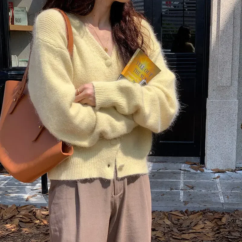 

Women's Autumn Winter Lazy Style Gentle Knitted Shirt New All-Match Open Cardigan Top Soft Yellow V-Neck Short Sweater Jacket