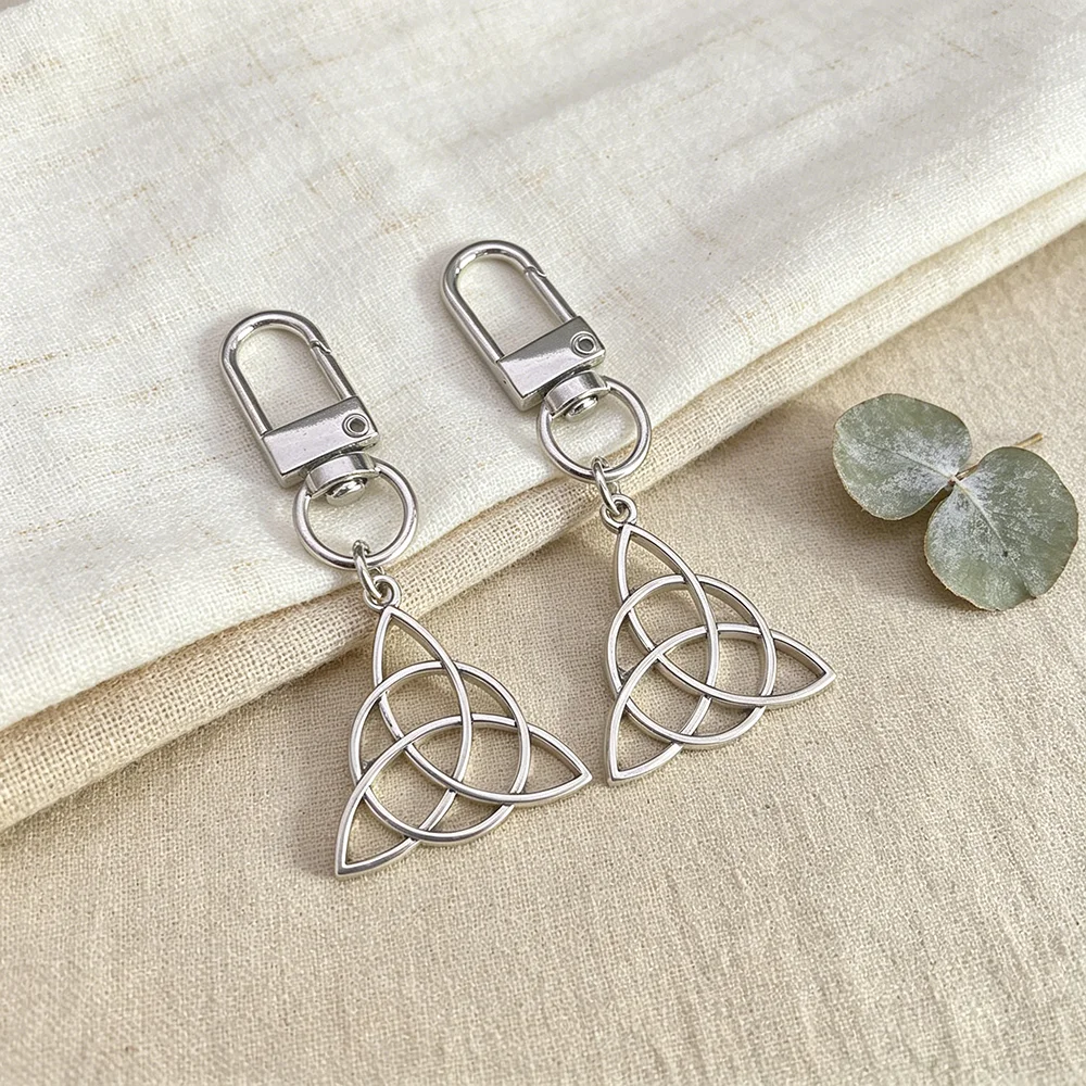 Vintage Heidnischer Dreifaltigkeitsknoten Schlüsselanhänger, Zinklegierung Keltischer Knoten Amulett Schlüsselring, Boho Taschenanhänger, Irischer Schmuck Geschenk – Detail 1