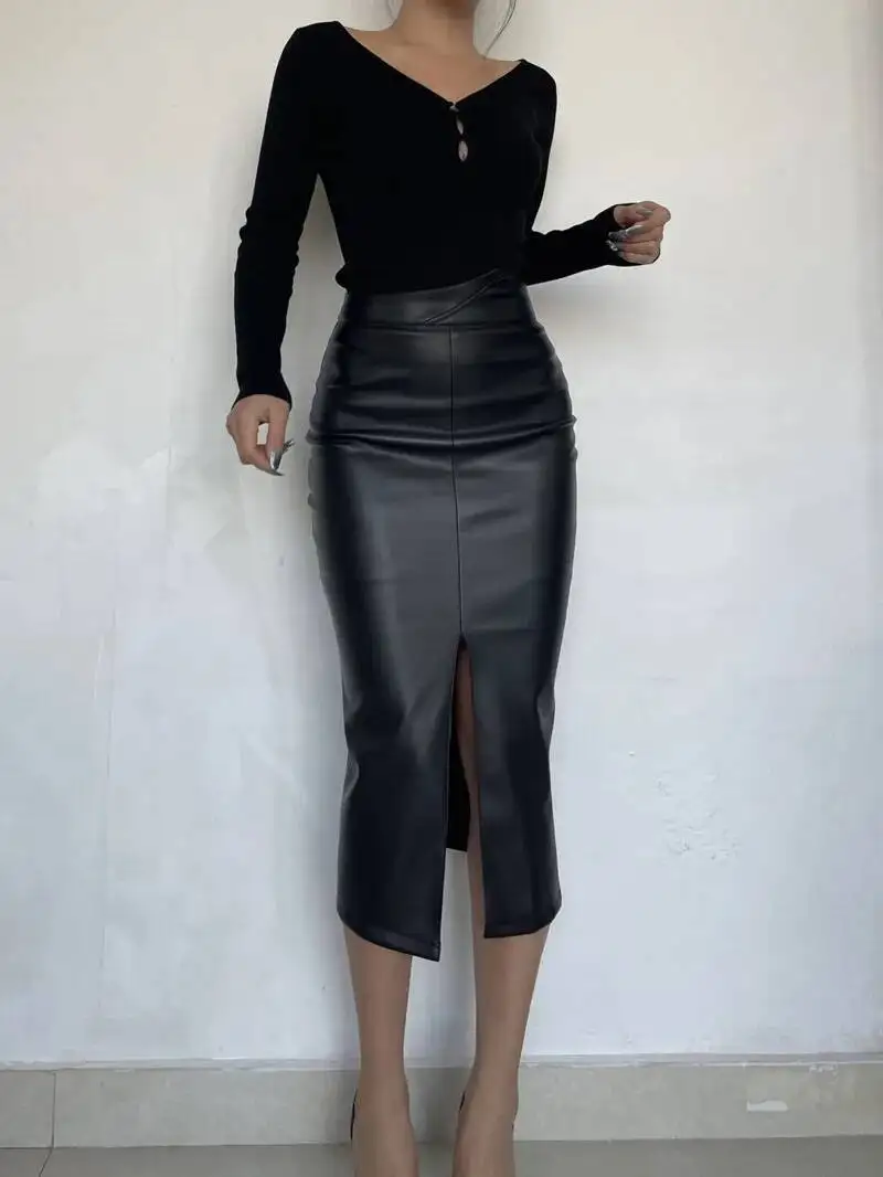 Media falda Sexy de cuero PU con abertura de un solo paso para mujer, nueva ropa informal ajustada de cintura alta, minivestido negro de PU a la moda para mujer YTM8