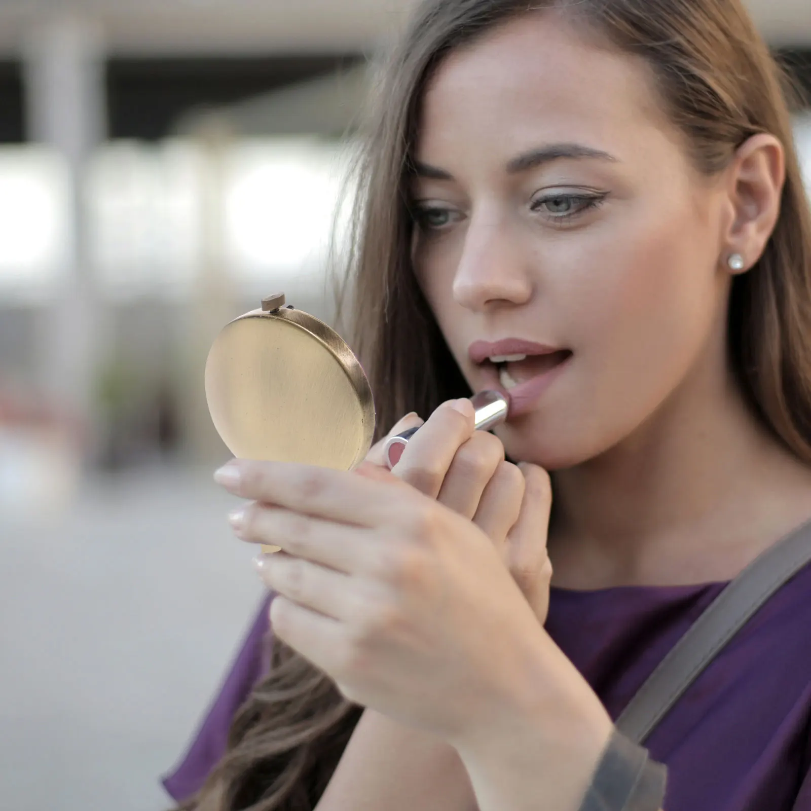 

Vintage Compact Makeup For Women Pocket Size Small Round Portable Foldable Mirror Travel Wood Design
