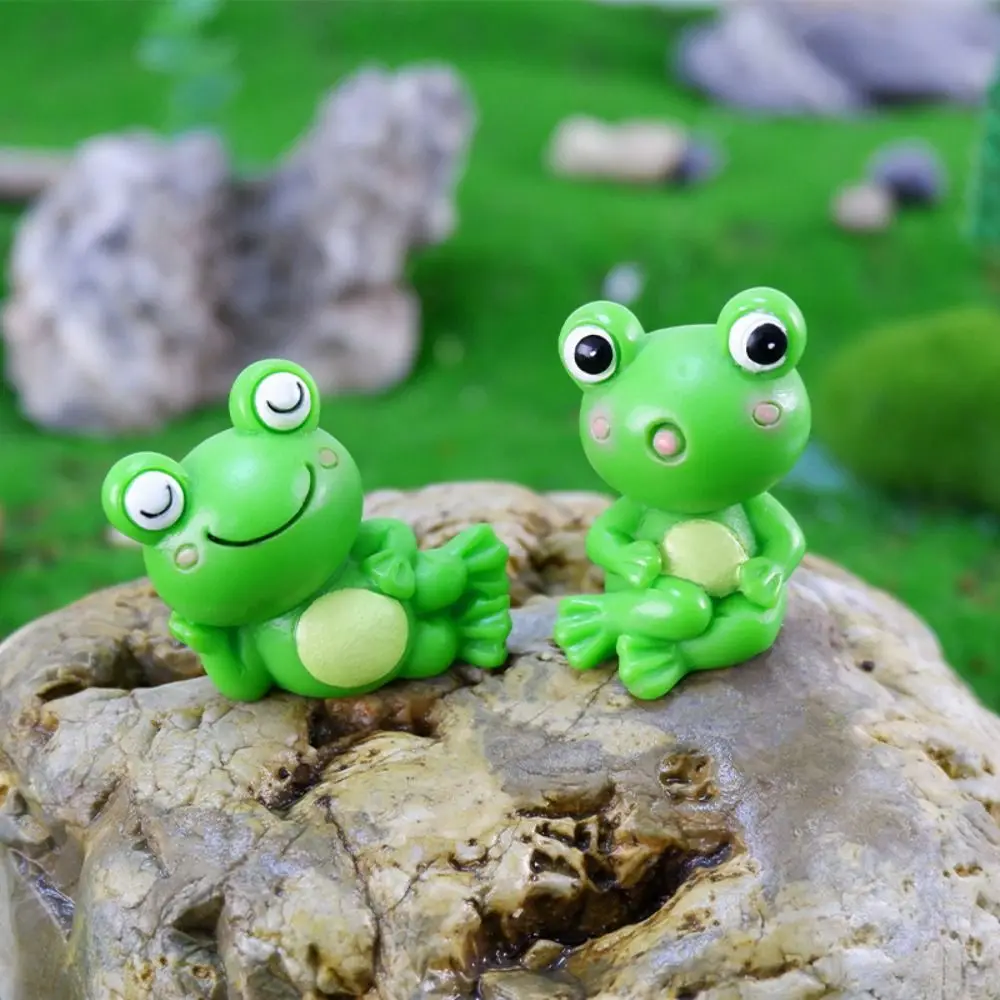 

Resin Frog Miniature Car Ornaments Frog Micro Landscape Resin Cute Frog Action Figure Mini Cartoon Frog Car Decoration