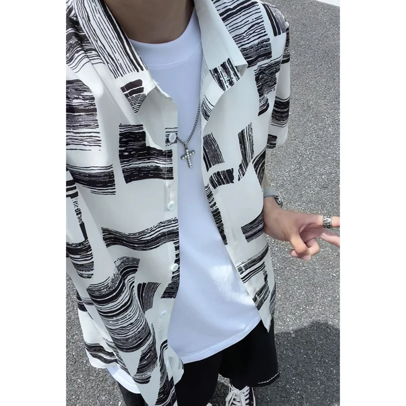Summer Short Sleeved Shirt Men Printed Casual Shirt Men Streetwear Loose Ice Silk Shirt Mens Hawaiian Shirts Plus Size 5XL