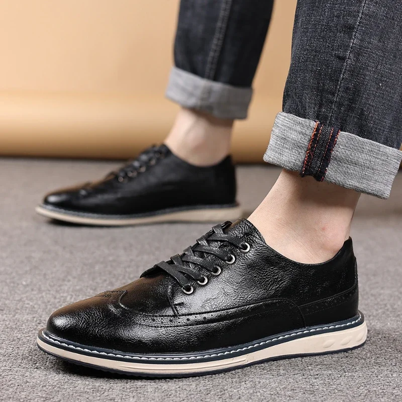 

Luxury Men Brogue Shoes High Quality British Style Men Oxford Shoes Fashion Lace-Up Flats Designer Handcrafted Men Wedding Shoes