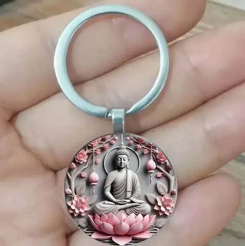 Porte-clés bouddha rétro – Design bouddha Zen en alliage de zinc, lotus rose et lanterne, cadeau spirituel de relaxation, respect et bénédiction