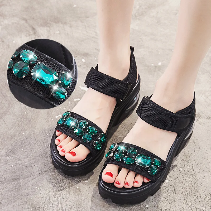 

Soft Sole Platform Sandals Women's 2022 Summer New Fashion Casual Slides Outdoor Wear Women's Rhinestone Shoes Rivet Sandals