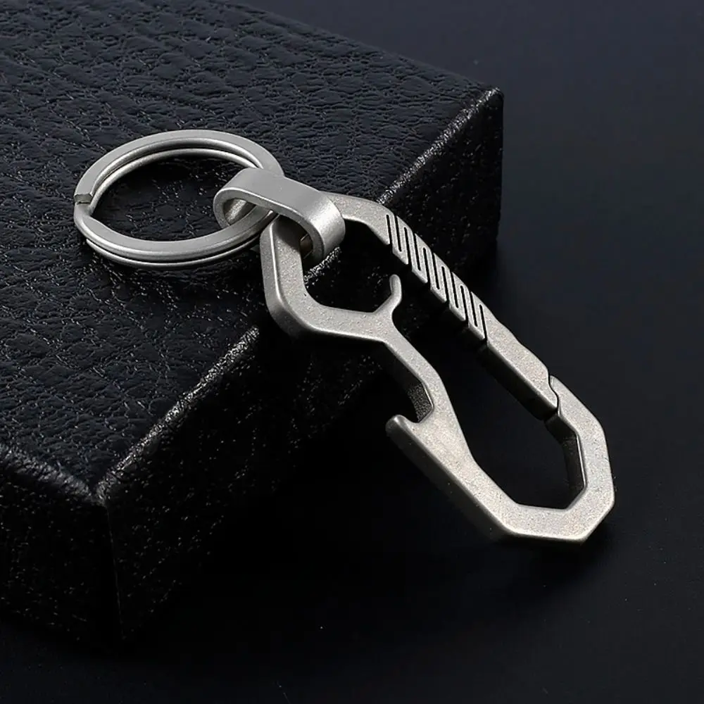 Special Shapes Car Key Chain Lightweight Hi-end Bottle Opener Keychain Luxury Fingertip Gadget Men's Outdoor Keyring Men