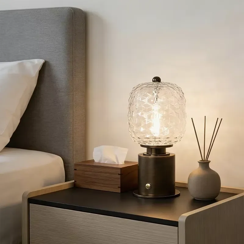 Vintage Textured Glass Table Lamp, Industrial Metal Base Bedside Lamp for Bedroom, Hotel, Cafe, Hotel Commercial Project