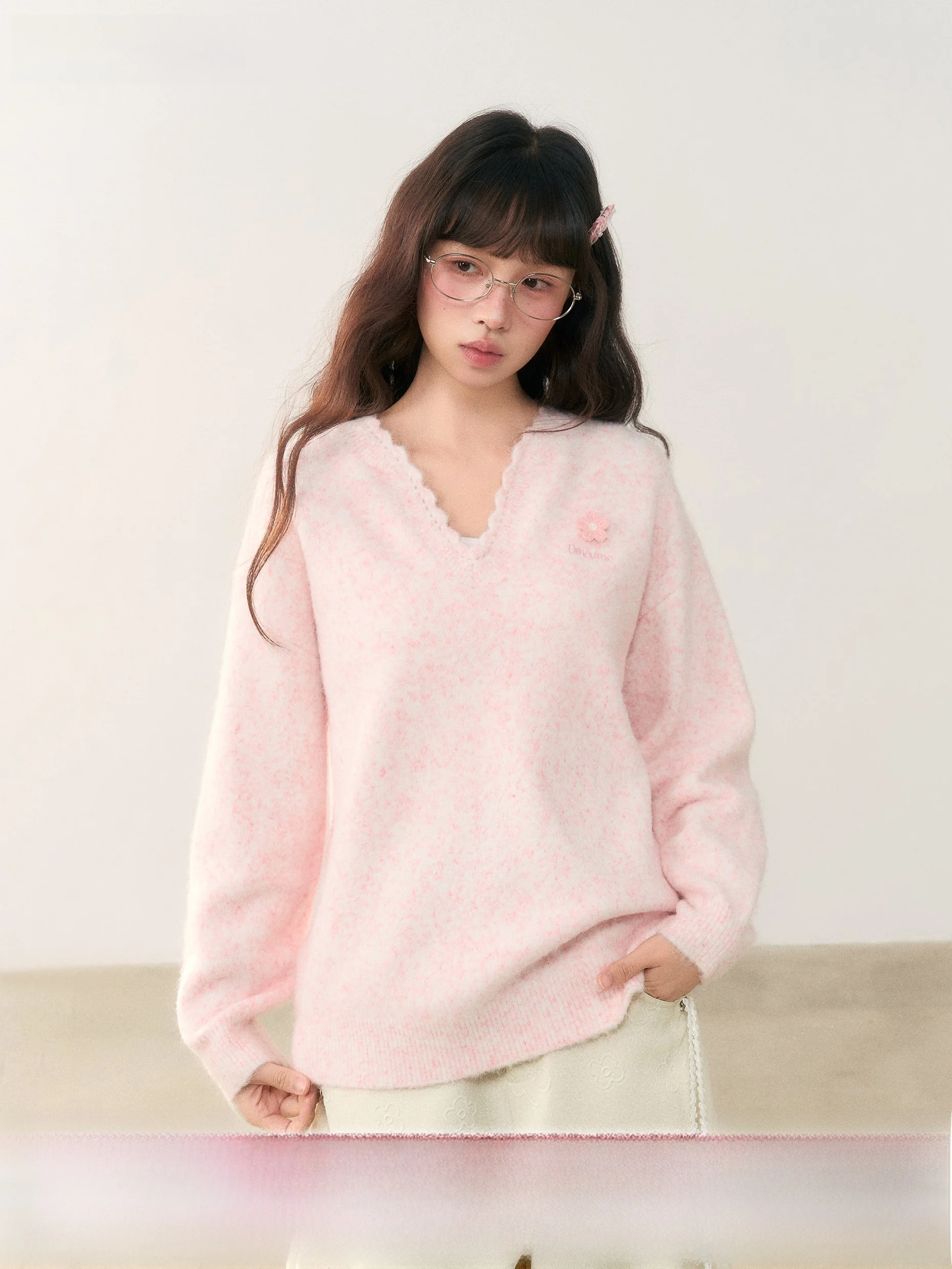 

Umoumo Повседневный вязаный свитер с милой кружевной отделкой и V-образным вырезом, удобный свободный крой с вышивкой из искусственного меха, весна-осень-зима, женский...