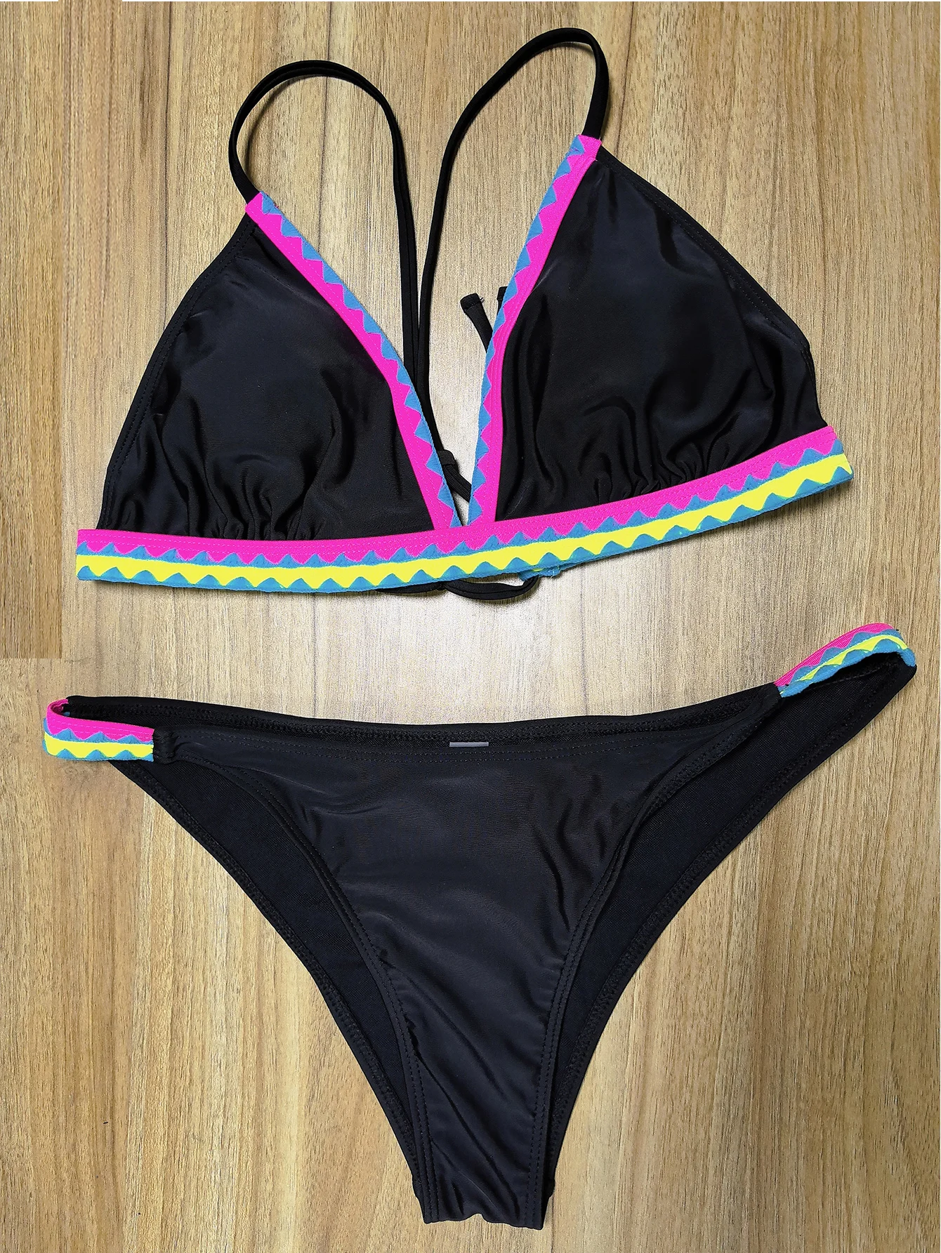 Ztvitality sexy retalhos conjunto de biquíni 2024 novo biquini sutiã acolchoado push up maiô feminino verão beachwear brasileiro