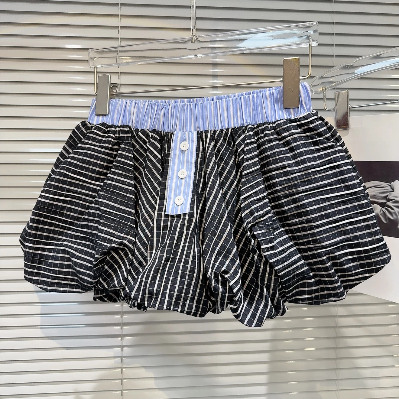 

Spring 2026 Sweet Spicy Girl Color Blo Design Plaid Patchwork Bloomer Skirt ort Skirt Street Sle Loose Fit Daily Wear