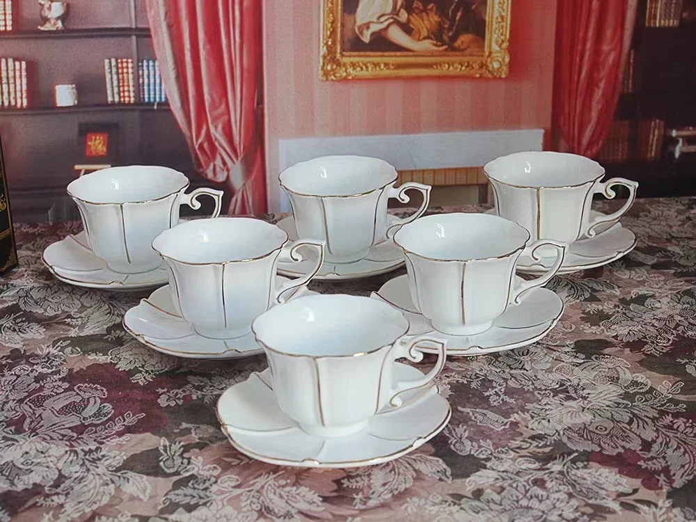 

# European-style Ceramic Coffee Cup With Mocha Pot Set, Gold And White Reusable Ceramic Afternoon Teacup Set #