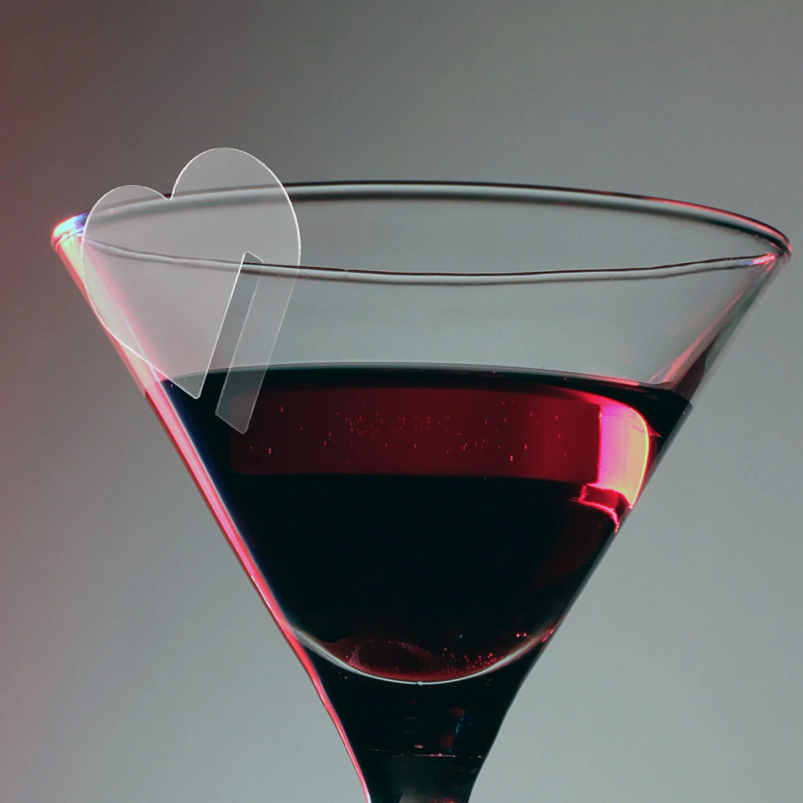 

30pcs Heart Shaped Drink Labels Acrylic Beverage Tags Reusable Glass Markers Decorative Cup Identifiers Party for Glasses
